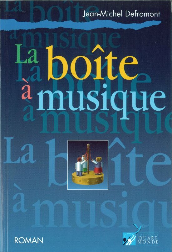 Boîte à Musique Manège Beige Avec Chevaux - Mélodie Menuet De Mozart, Déco Pierres Et Guirlandes